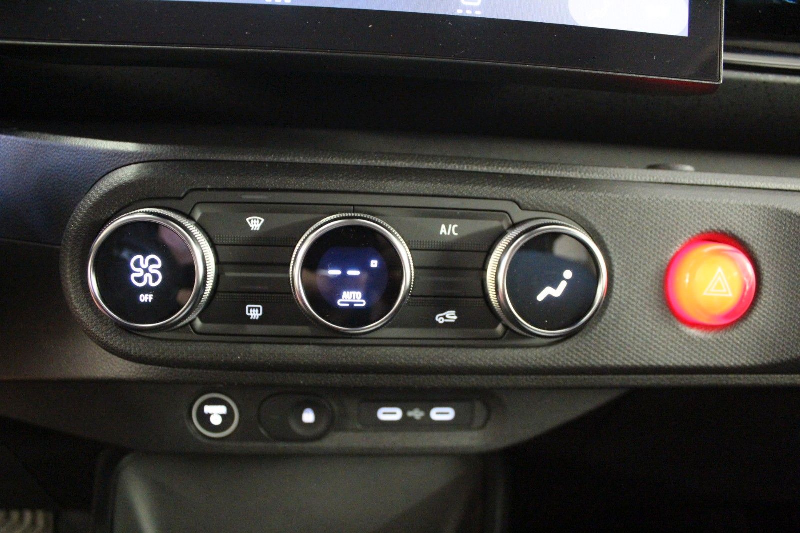 Fahrzeugabbildung Renault Twingo E-Tech 80 Urban Range *Techno*Sitzheizung