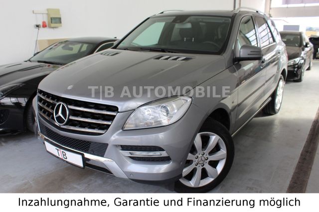 Mercedes-Benz ML 250 CDI BlueTec Navi Leder Schiebedach!