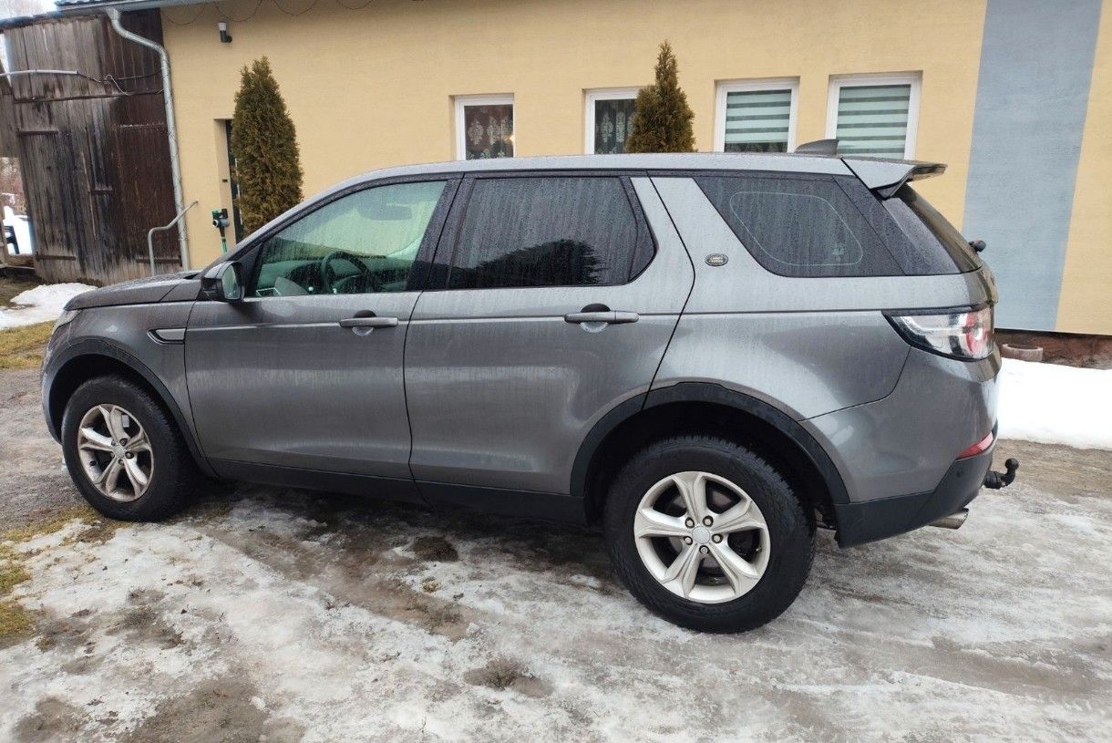 LAND ROVER Discovery Sport