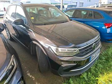 Volkswagen Tiguan - 2