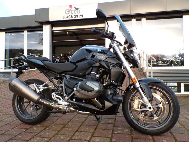 BMW R 1250 R Triple Black Keyless Akrapovic Zusatzsc