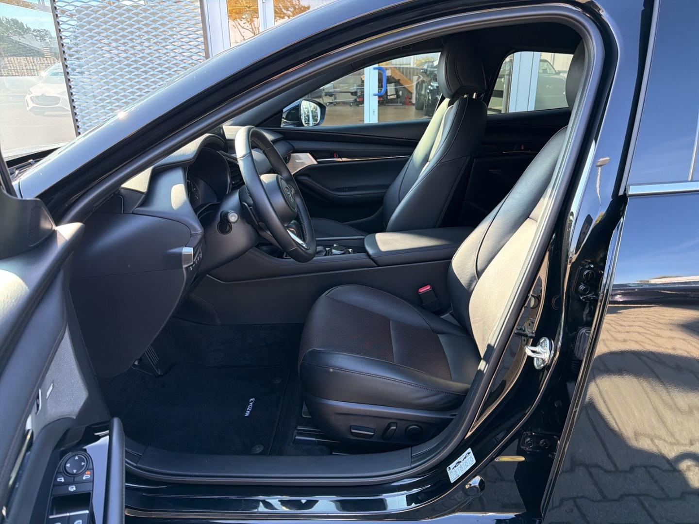 Mazda MAZDA3 Takumi SKY.-X 186 HUD Navi Leder Bose 360 Kame, миниатюра 10