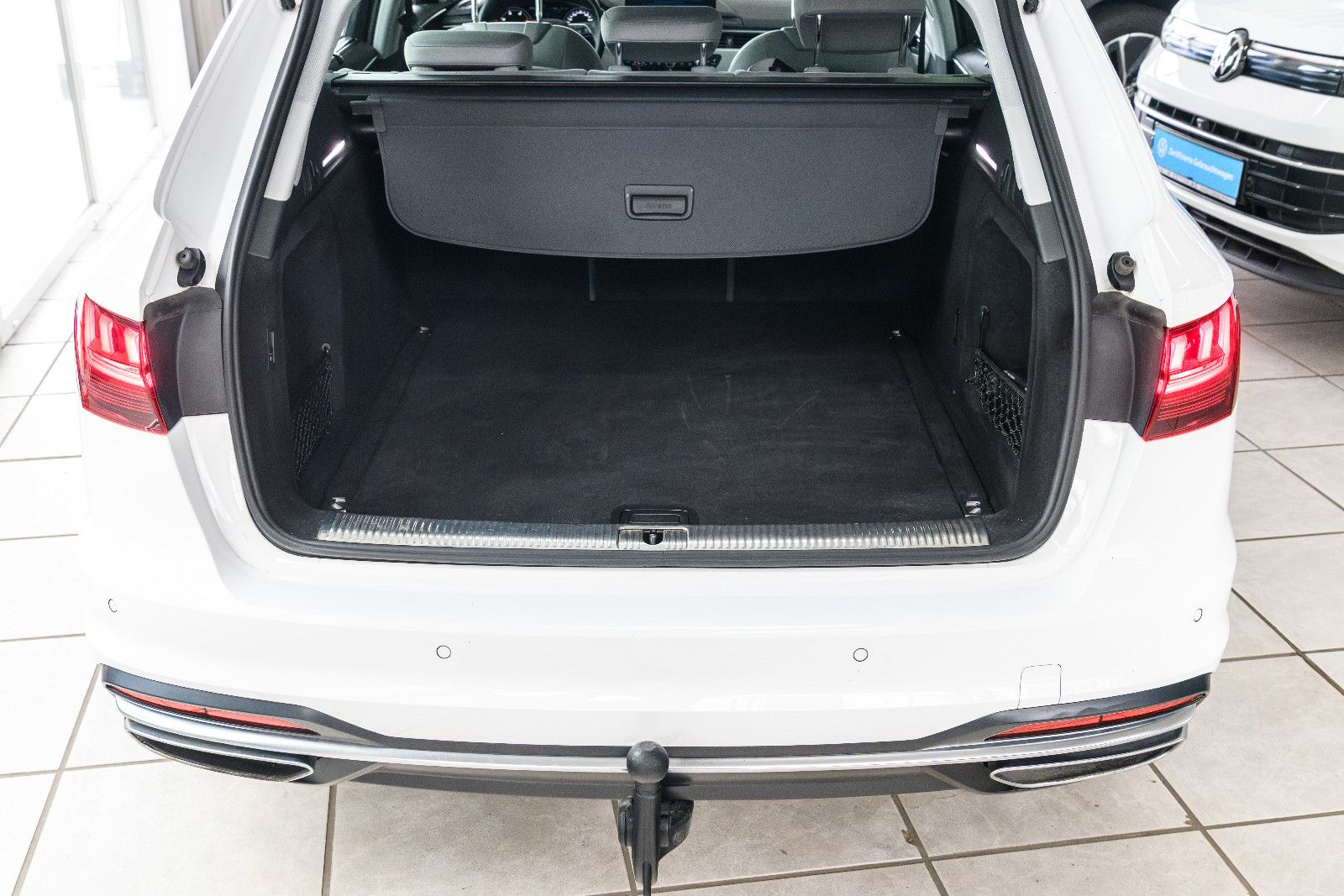 Fahrzeugabbildung Audi A4 Avant 40 TDI quattro advanced +AHK+Matrix LED