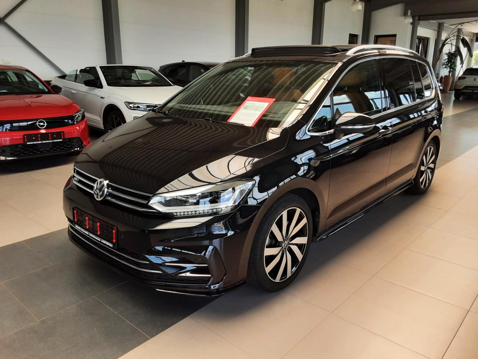 Volkswagen Touran 1.5 TSI DSG Highline PanoDach Navi SH AHK