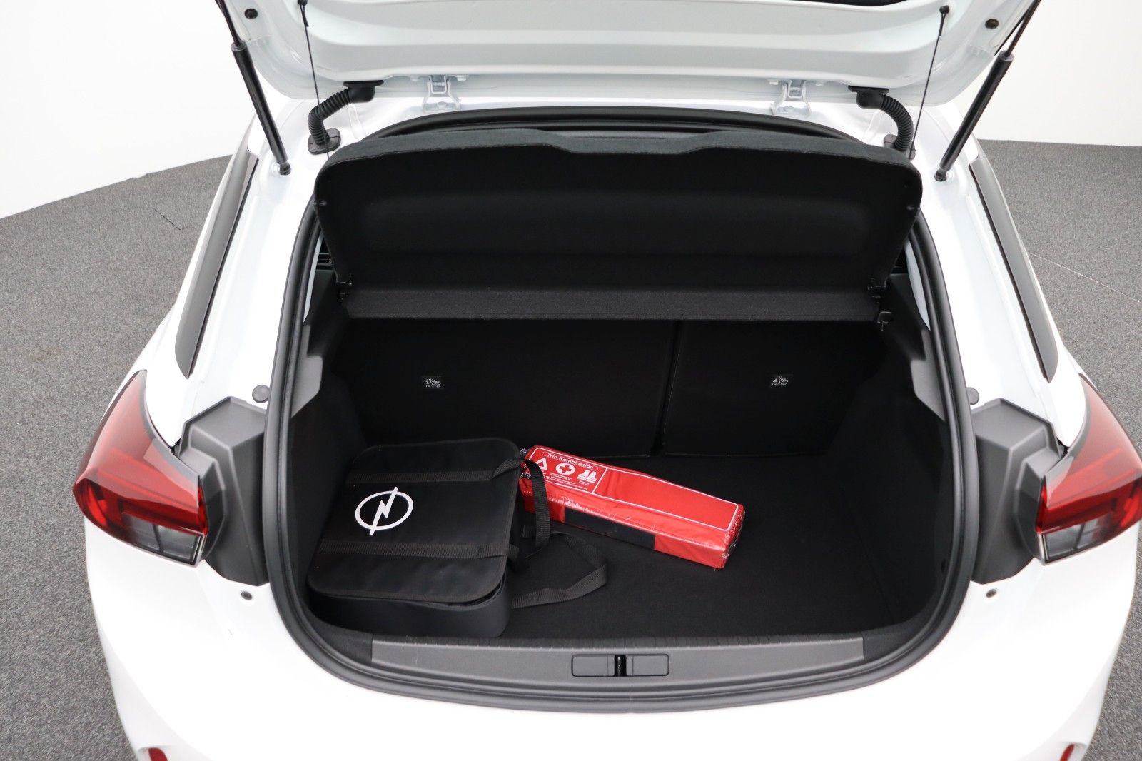 Fahrzeugabbildung Opel Corsa F e Edition