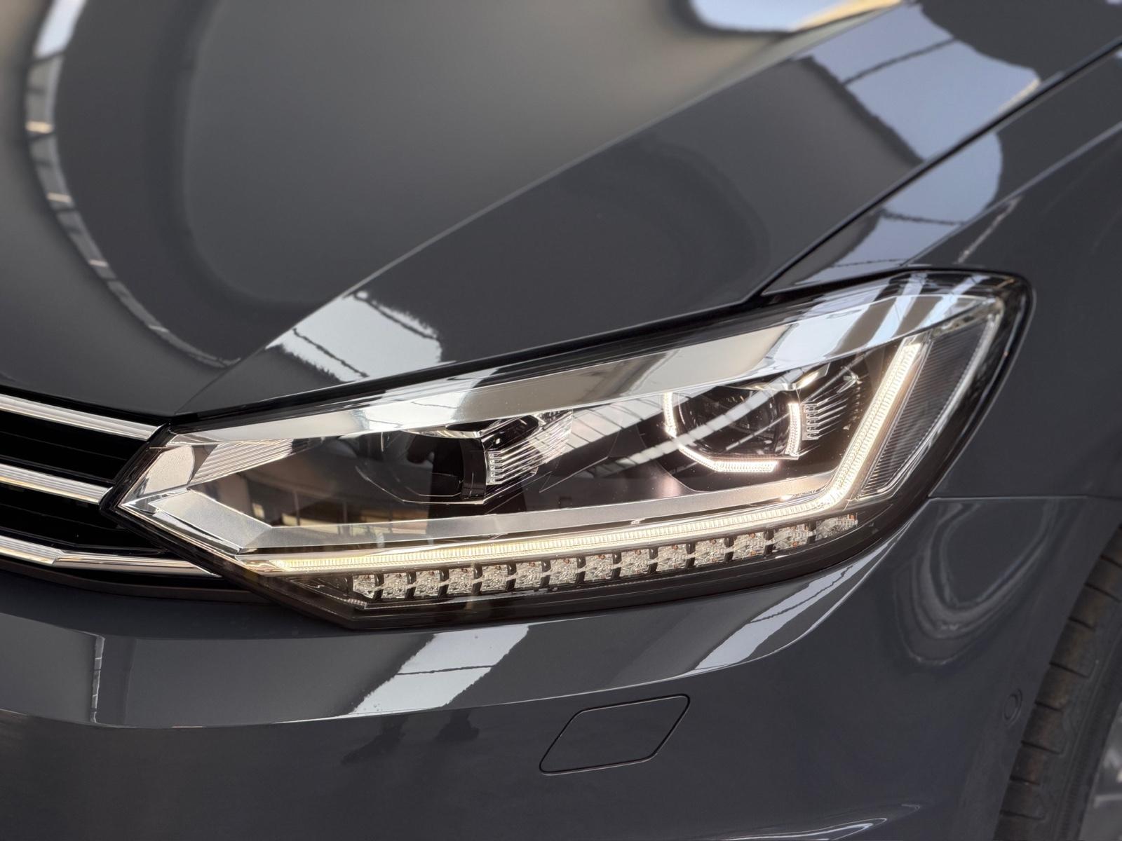 Volkswagen Touran Comfortline#3J.Gara#App#Navi#AHK#LED#SHZ