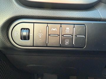 Kia Ceed 1.5 T-GDI Kamera PDC SHZ Klima CarPlay