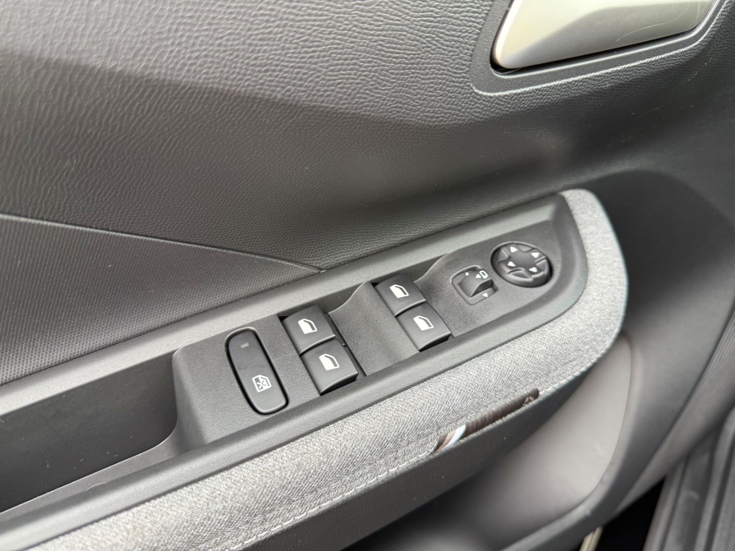 Fahrzeugabbildung Opel Frontera GS 1.2 SHZ+LHZ+Kamera+Allwetter