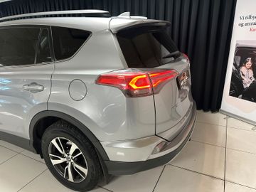 Toyota RAV 4 - 9