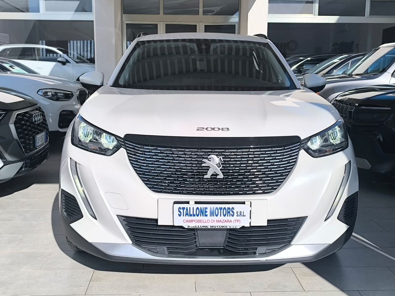 Peugeot 2008 1.5 BlueHDi 130 S&S EAT8 Allure 202 imagem 2