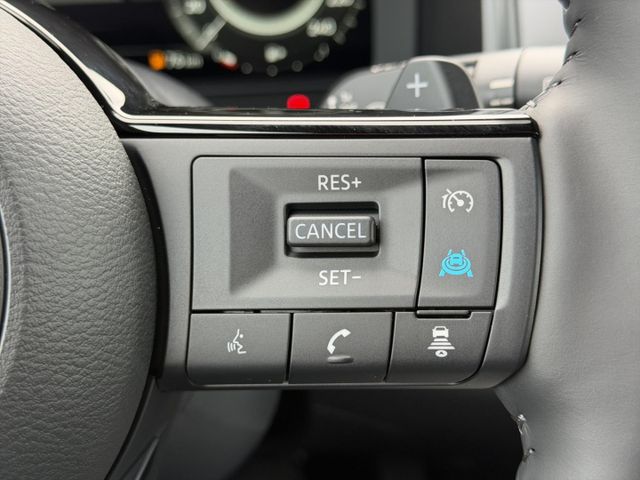 Nissan Qashqai Tekna 1.3 DIG-T X-Tronic °Premium Paket°