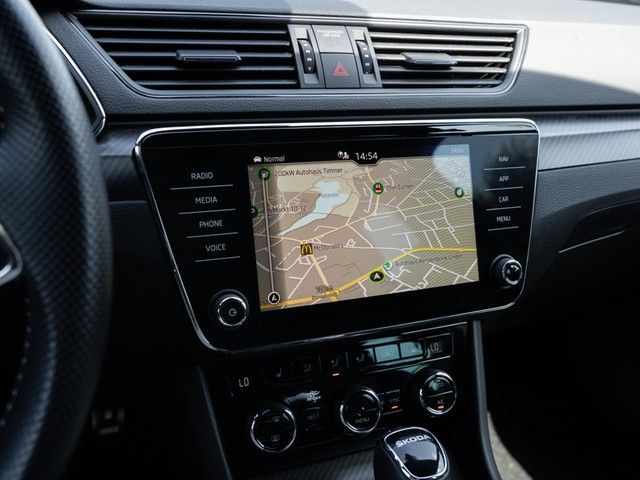 Superb Combi 2.0 TDI Sportline DSG MATRIX+DCC+NA