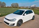 Volkswagen Golf GTD Automatik--19 Zoll--GTI Line--Unfallfre - Volkswagen Golf mit Diesel-Antrieb: GTI