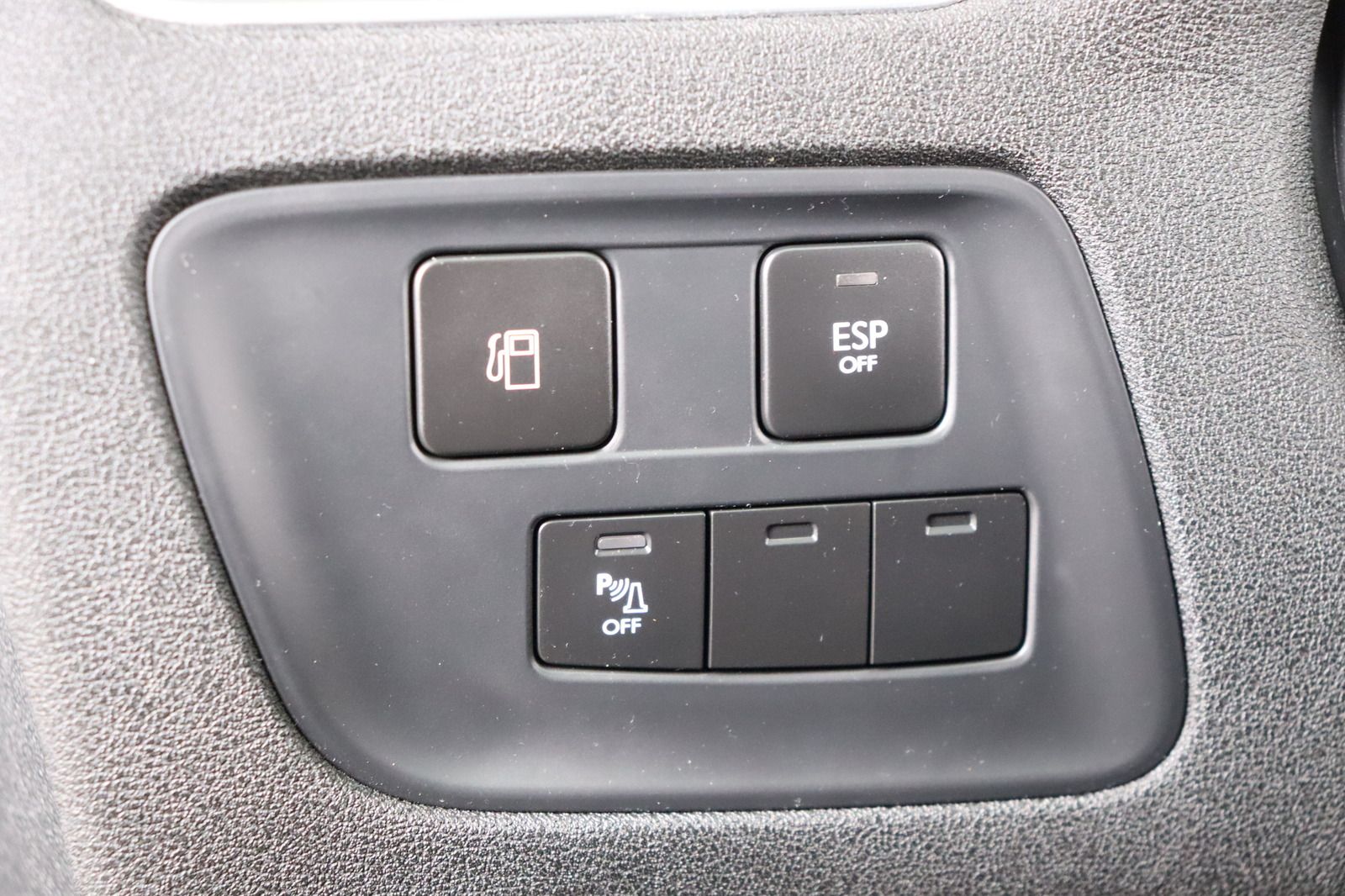 Fahrzeugabbildung Citroën C4 1.6 * HU 03.2028 * Selection