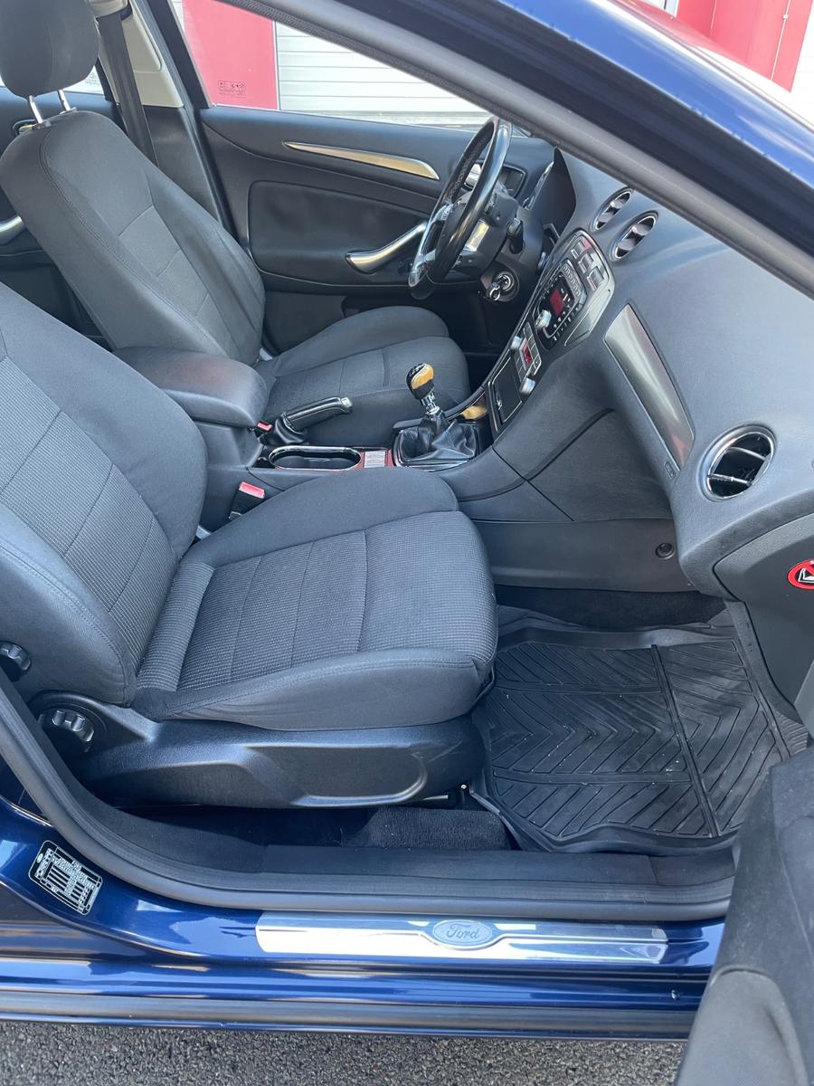 Ford Mondeo 2009 — photo 8