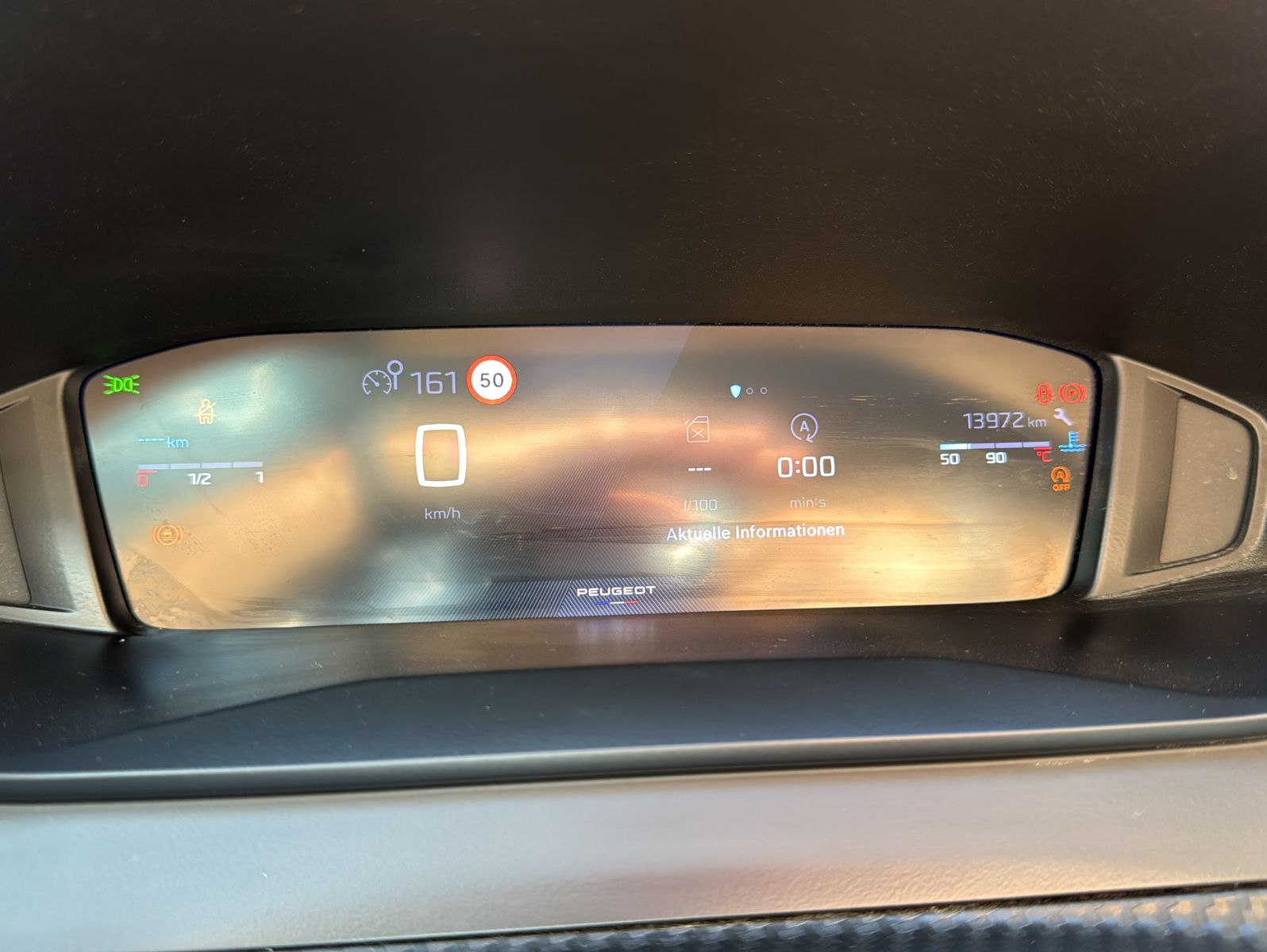 Fahrzeugabbildung Peugeot 208 Allure/Hybrid/AT/PDC/LED ab 185,00 € i.M.