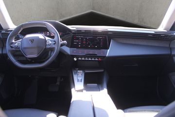 Peugeot 408 - 7