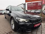 BMW 318 3 Touring*LEDER*TEMPO*LED*APPLECAR*KAMERA* - BMW 318 in Hamburg
