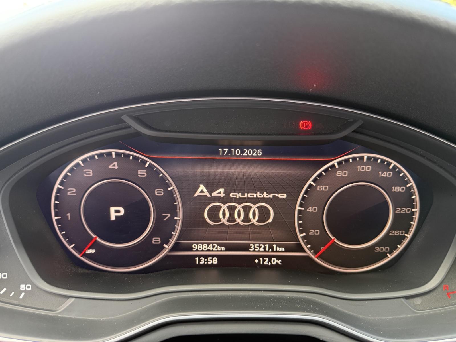 Audi A4 2.0 TFSI quattro Avant - AHK+Leder+HUD+Pano