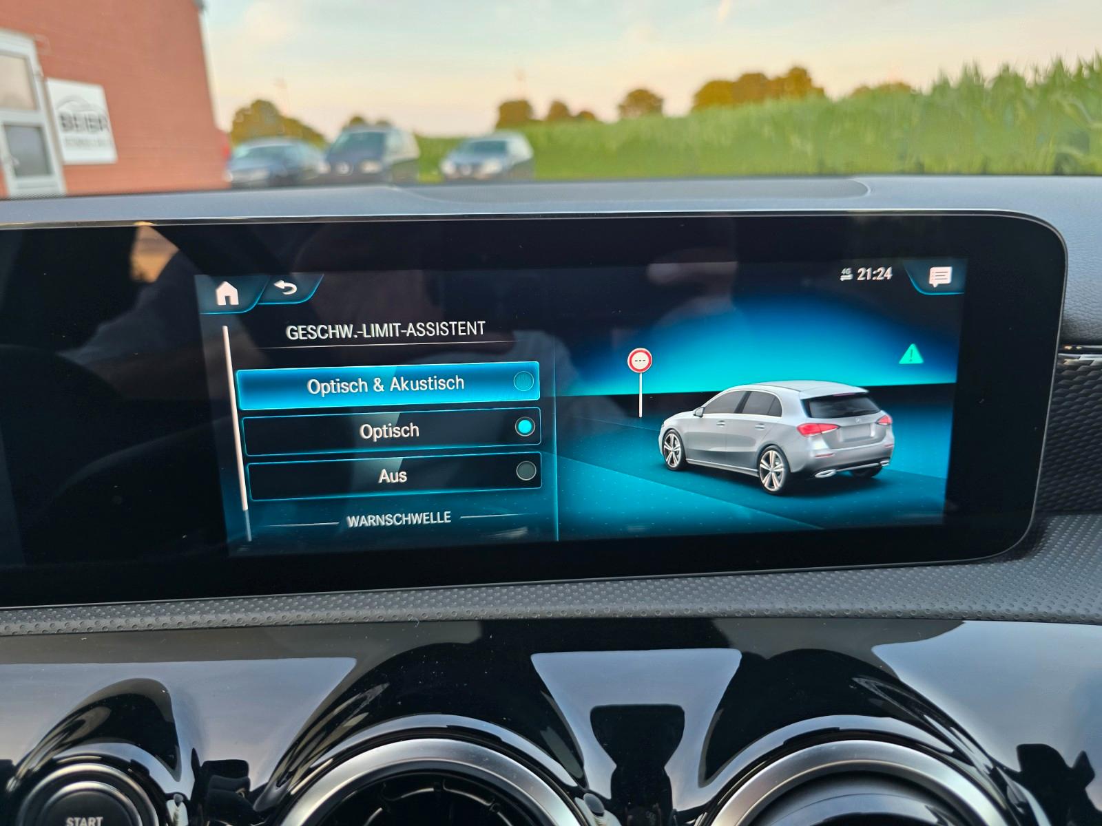 Mercedes-Benz A-Class Progressive LED Leder Kamera Alu 17 MBUX, миниатюра 28