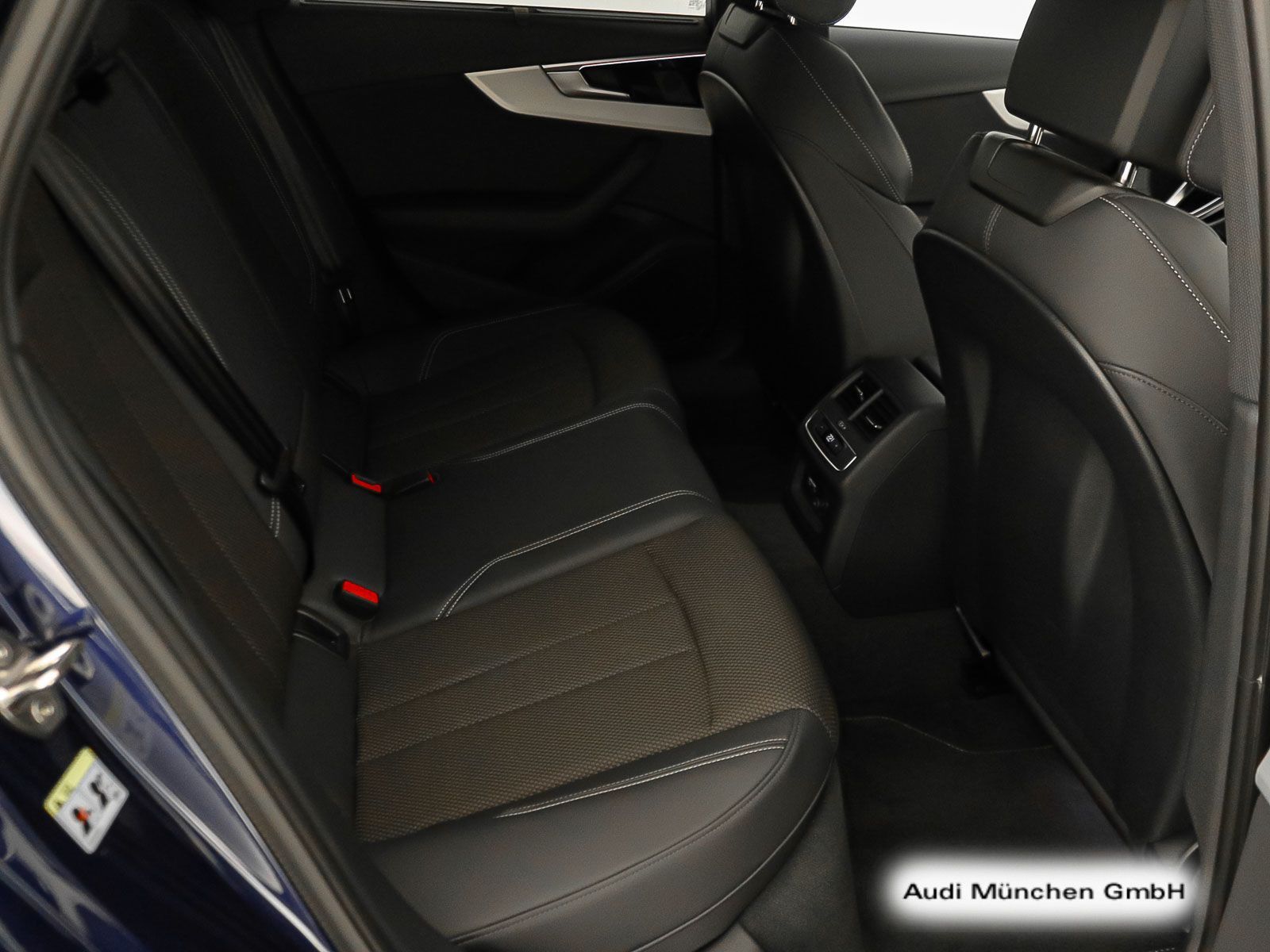 Audi A4 - Bild 14