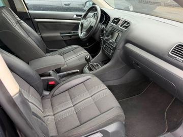 Volkswagen Golf - 8