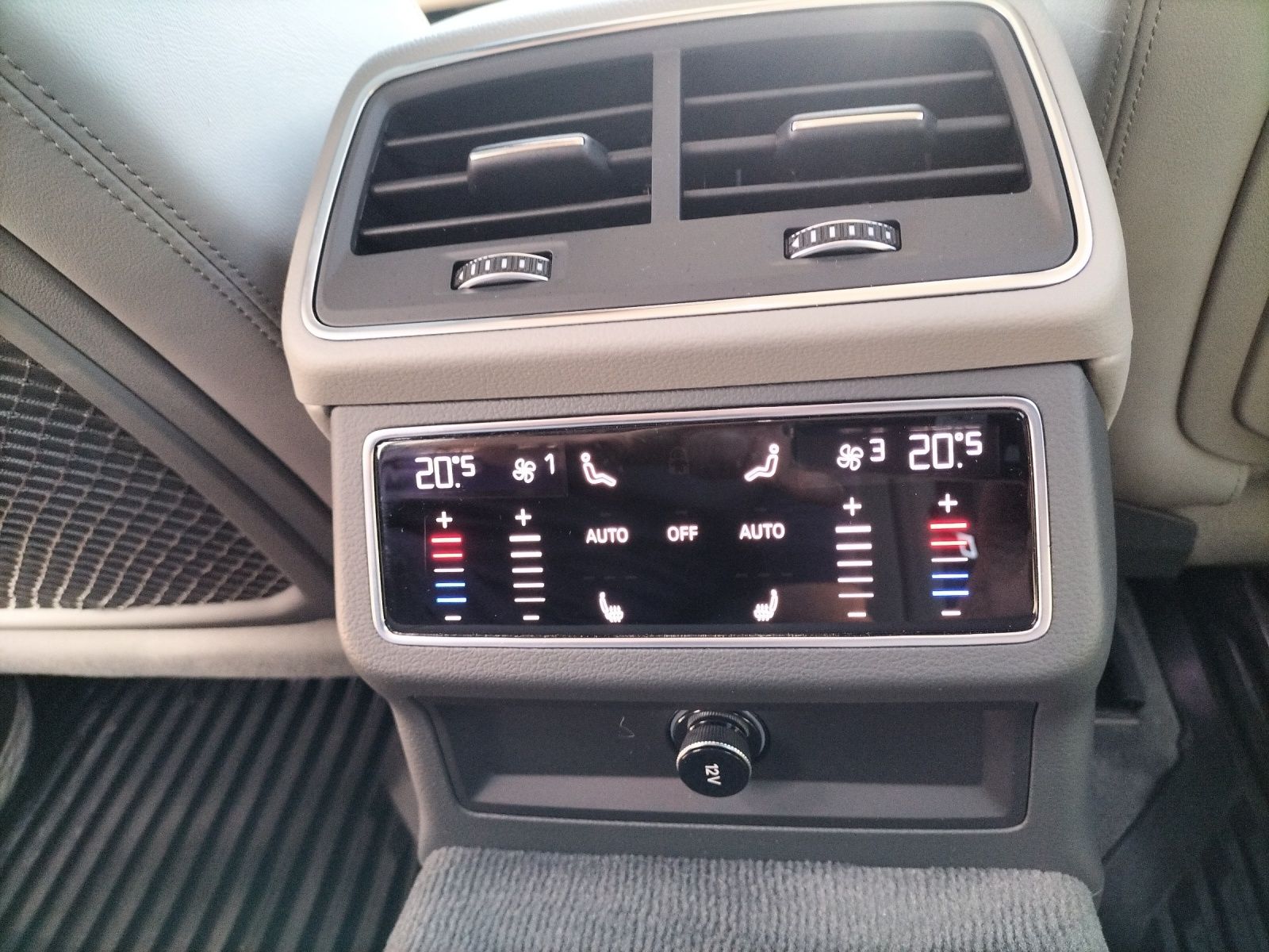 Fahrzeugabbildung Audi A6 Avant 45 TDI design quattro LED Navi ACC