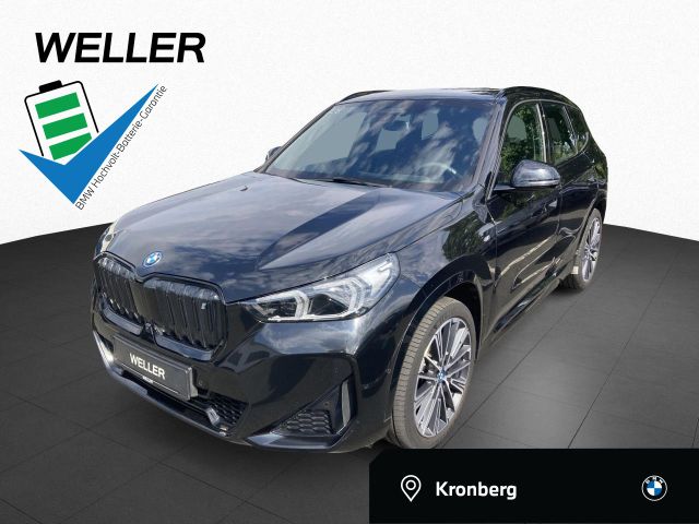 BMW iX1 xDrive30 M Sport Pano,AHK,DAPro,HuD,H/K,PA+