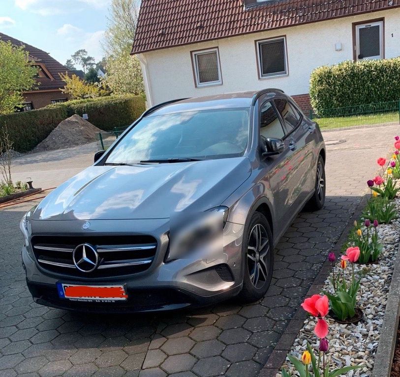 Image of Mercedes-Benz GLA 200