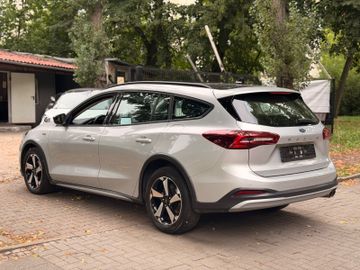 Ford Focus - 11