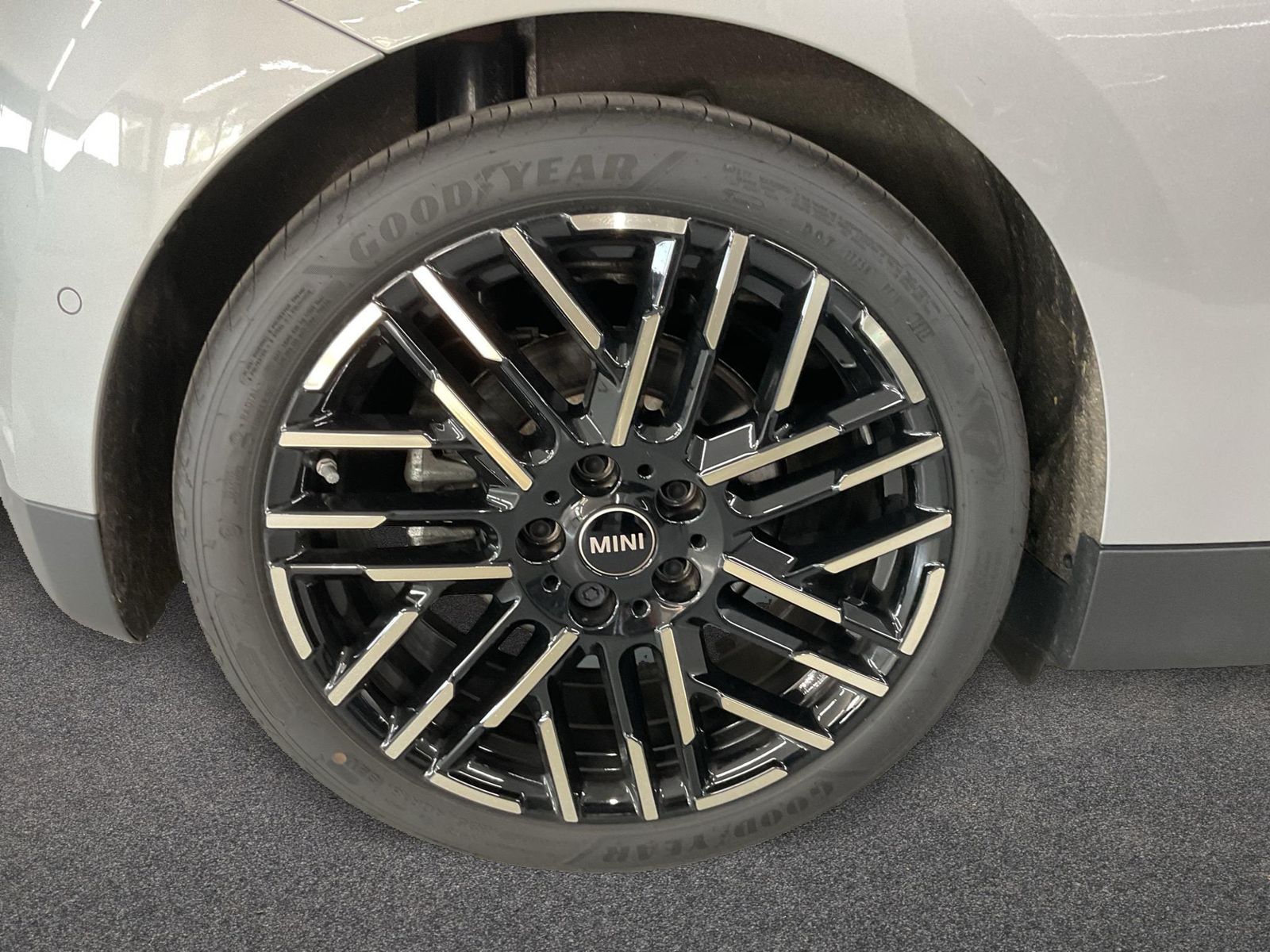 MINI Cooper SE - Bild 15