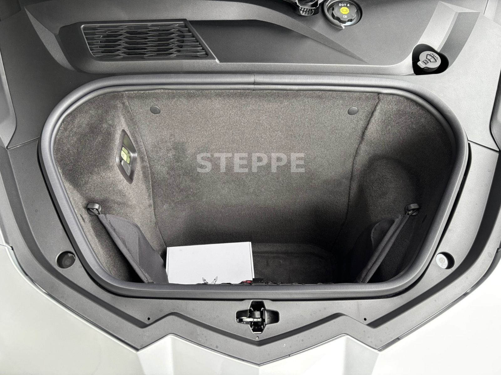 Corvette C8 Stingray Convertible 2026 3LT EUMod. New Int.