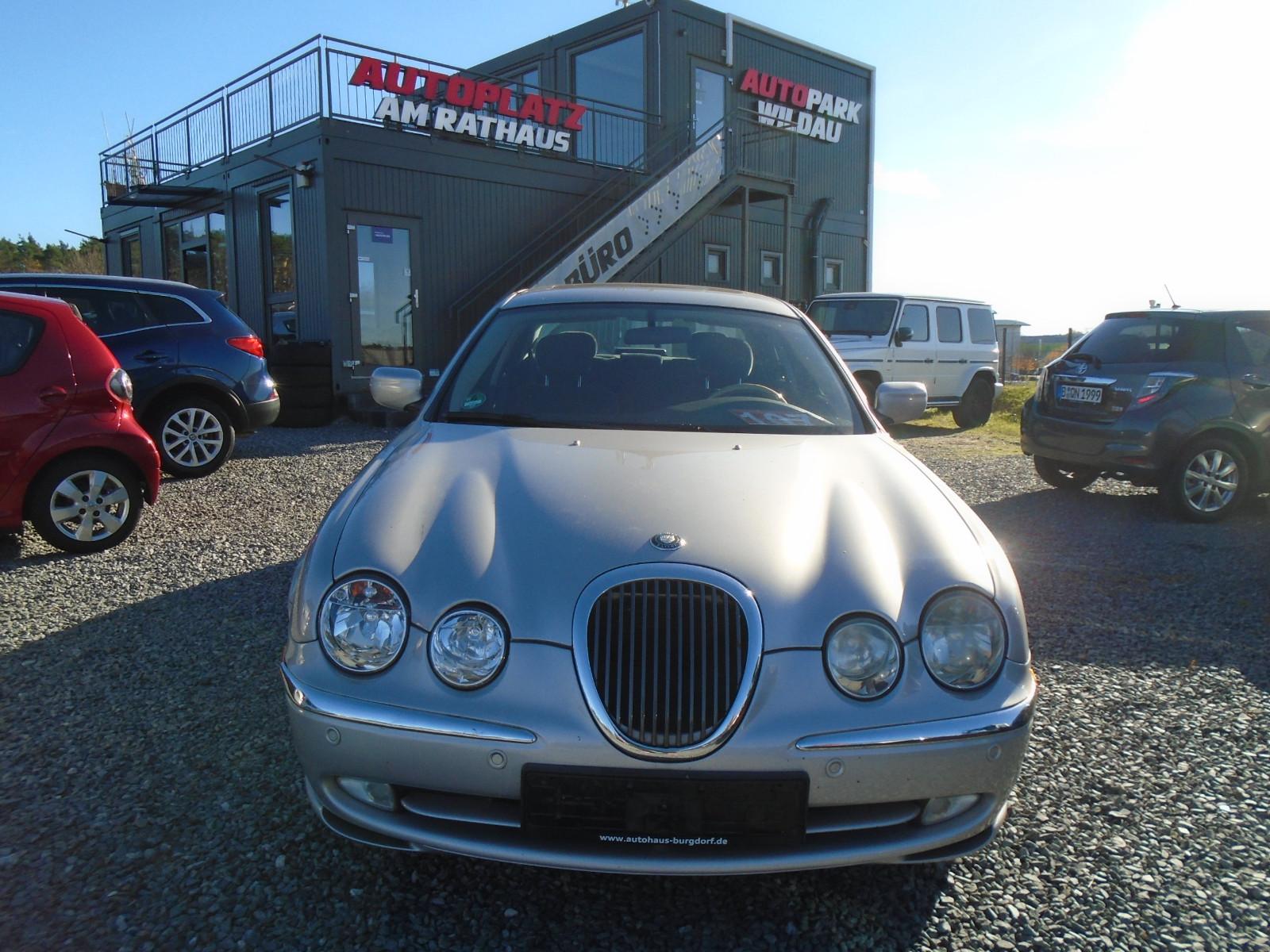 Jaguar S-Type V6