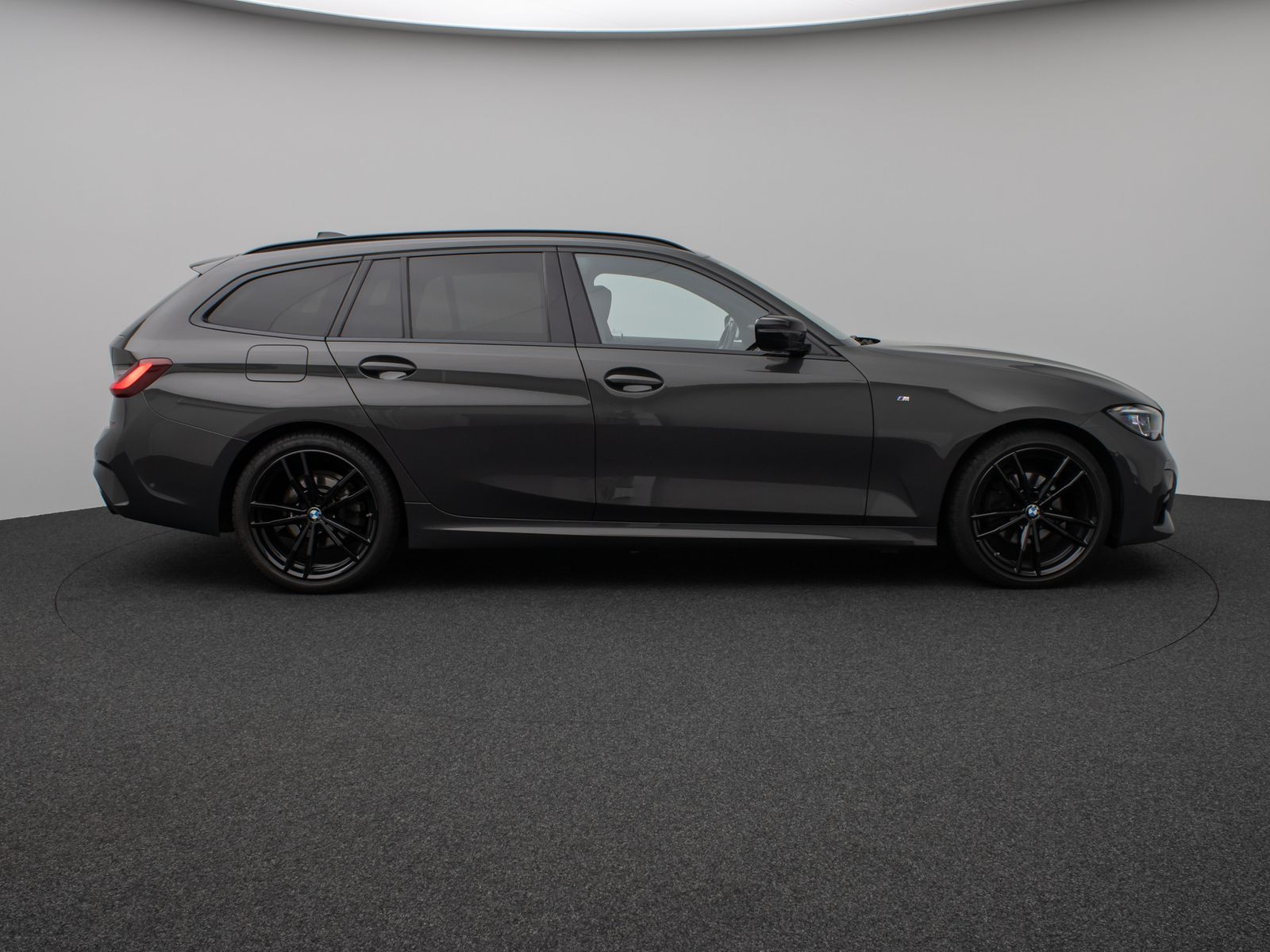 Fahrzeugabbildung BMW 320d xD M Sport Panorama Laser Kamera DAB HiFi