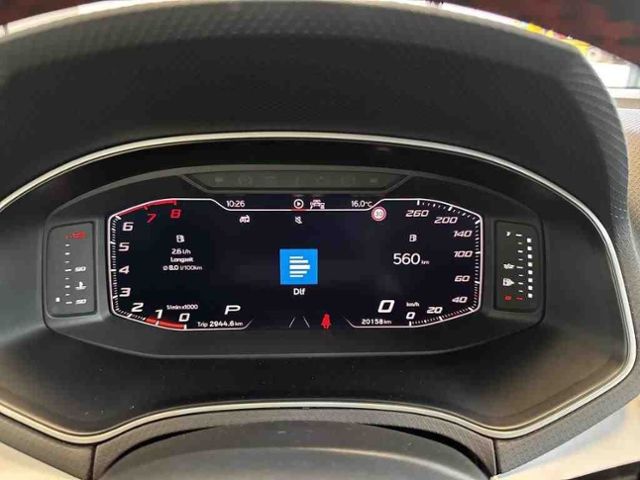 Arona 1.5 TSI DSG FR LED+NAVI.+KAMERA+ACC+SIHZG+