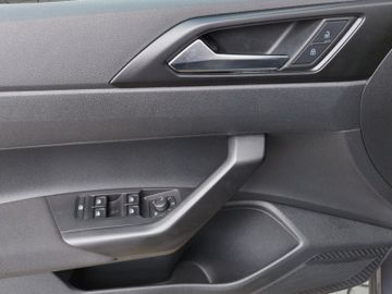 Volkswagen Taigo - 8