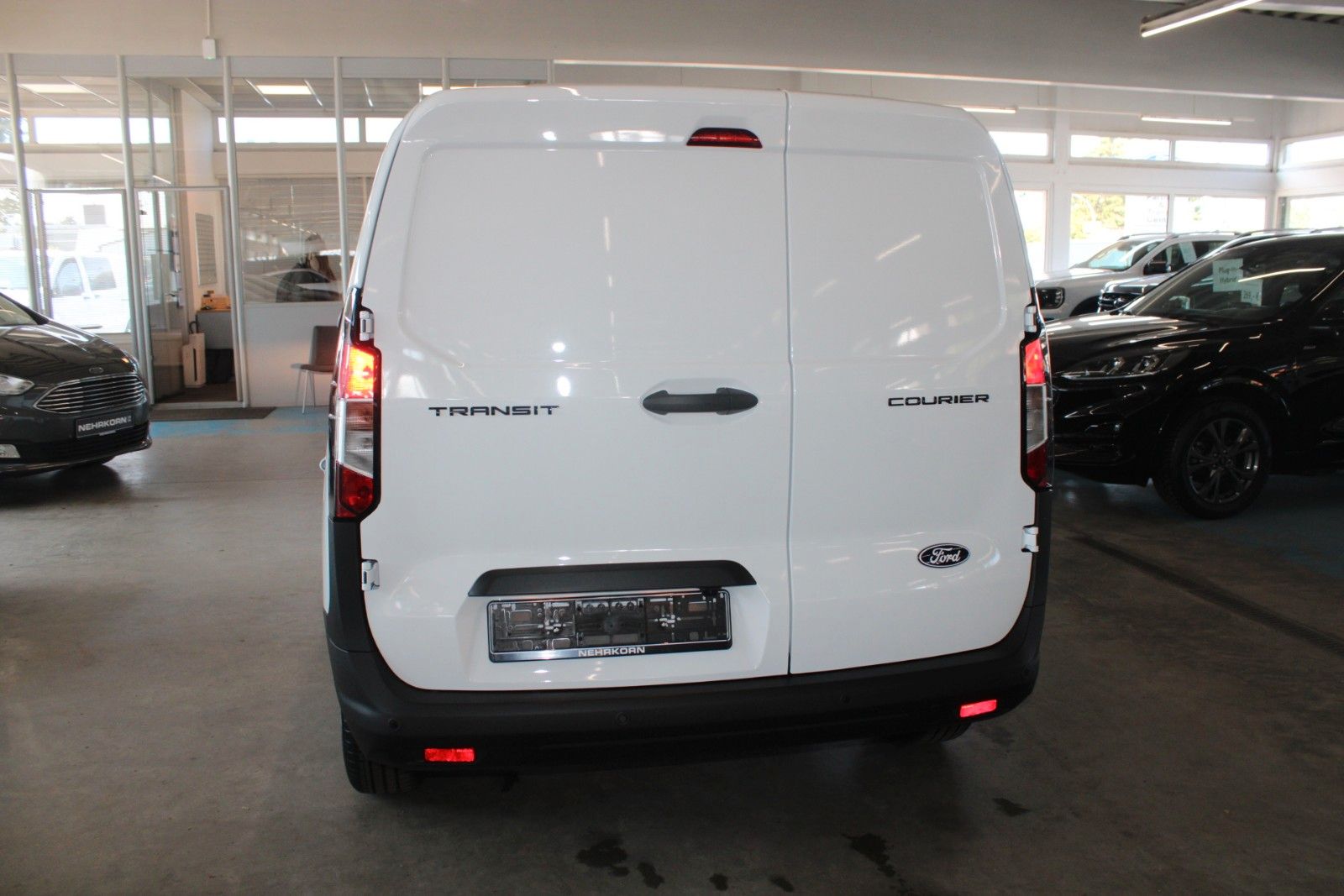 Fahrzeugabbildung Ford Transit Courier TREND Kasten KLIMA CAM WinterPak