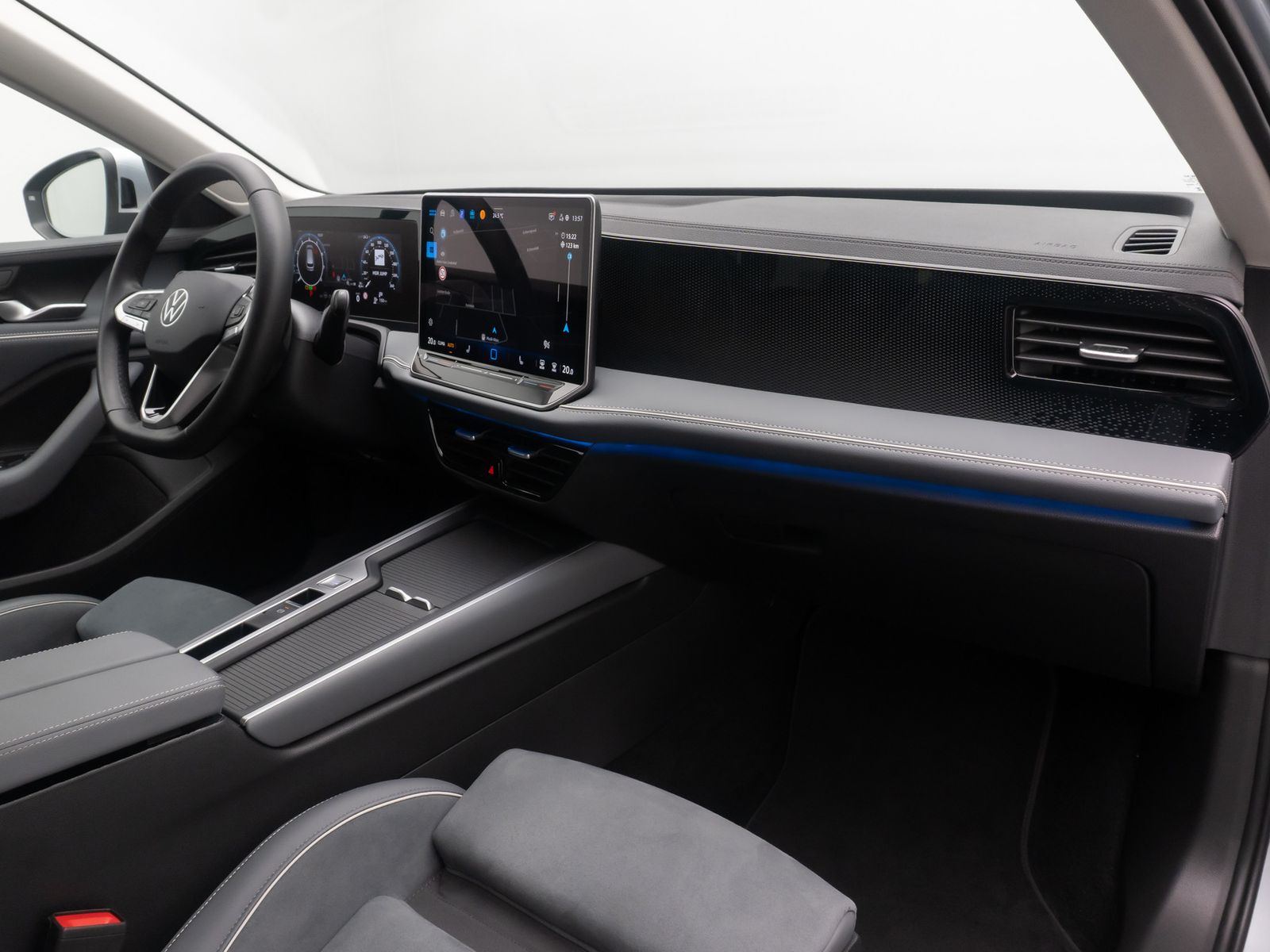 Fahrzeugabbildung Volkswagen Passat 1.5 eHybrid Business 360° AHK ACC Massage
