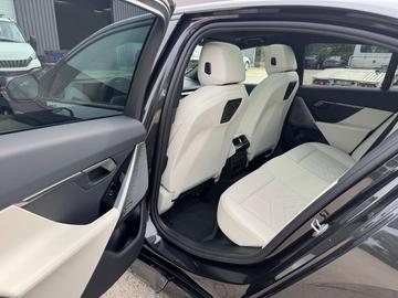 صورة مصغرة 32 لـ 2025 BMW I5