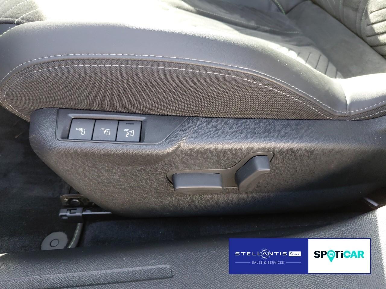 Peugeot 2008 GT BlueHDi 130 EAT8 AHK ACC EGSD SITZHZG