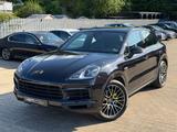 Porsche Cayenne E-Hybrid Sport Chrono/Pano/Memory - Porsche Cayenne mit Hybrid-Antrieb: Luftfederung