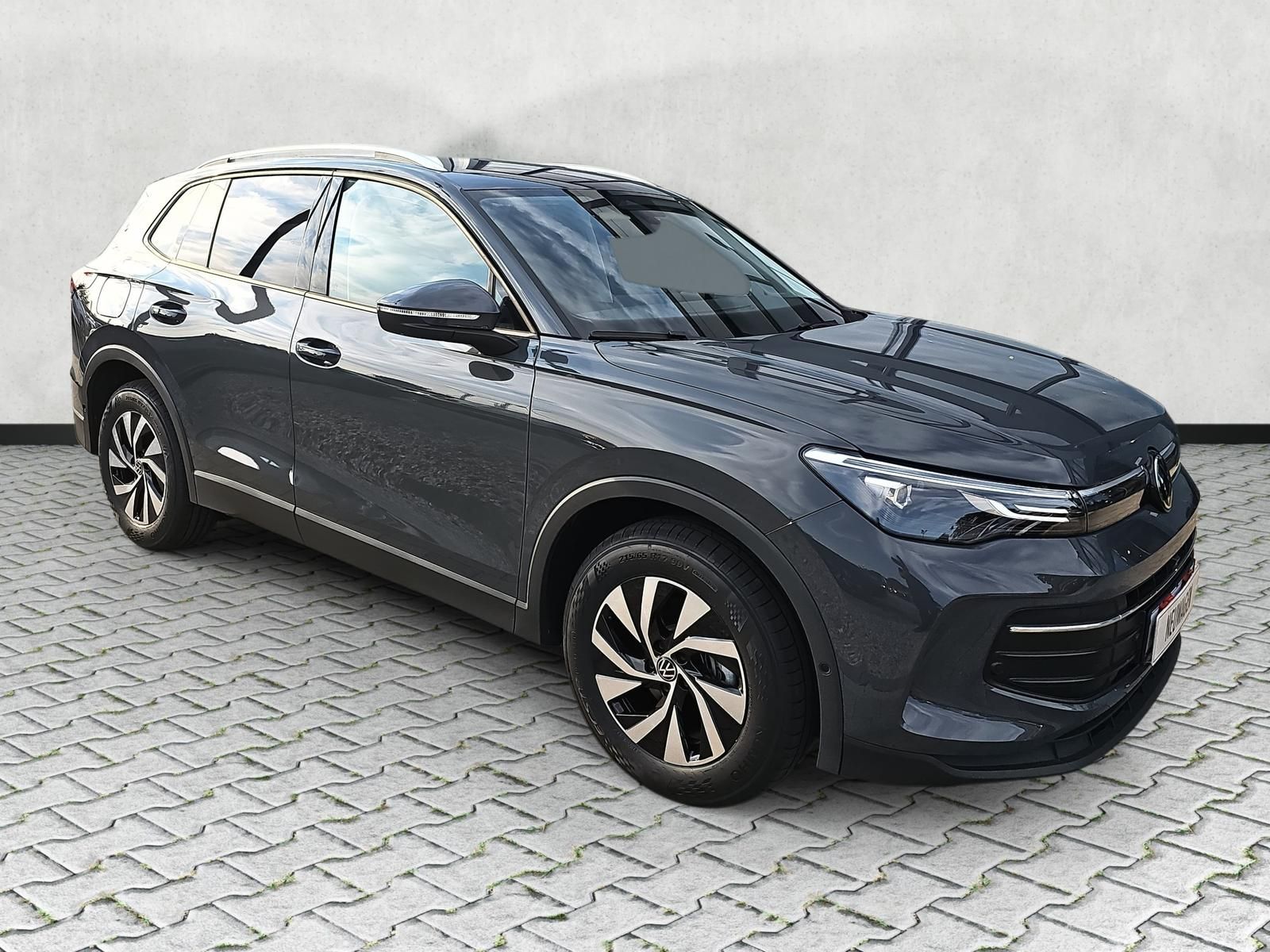 Volkswagen Tiguan 1.5 eTSI DSG Life ACC AHKschw. AreaView imagem 2