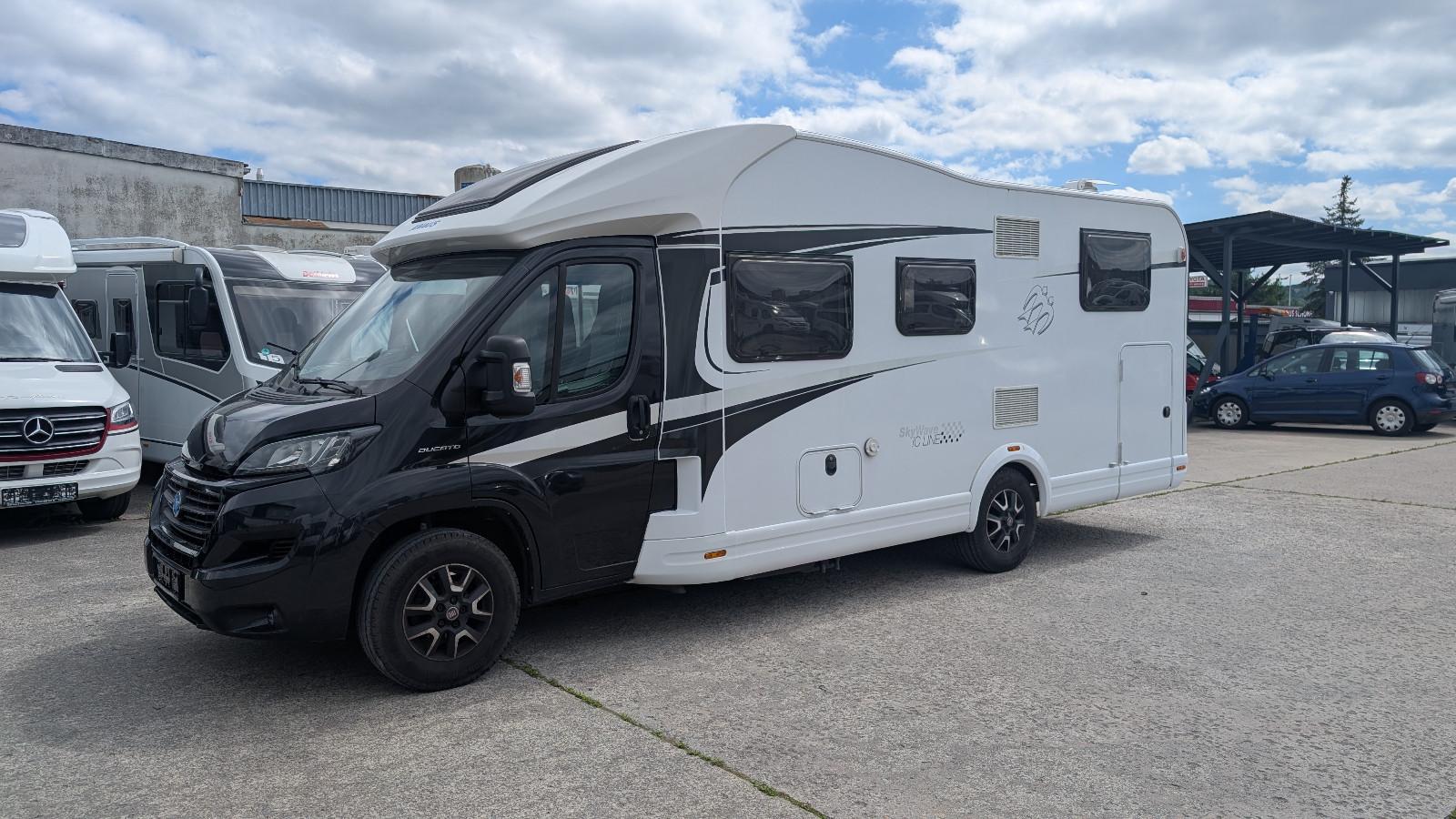 Knaus Sky Wave 700 MEG Automatik-Hub+Einzelbetten-AHK