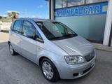 Fiat Idea 1.3 Multijet 16V 90 CV 2008 - silberne Fiat Idea