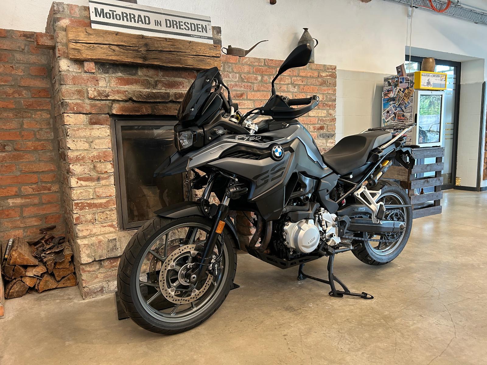 BMW F750GS   4 Pakete