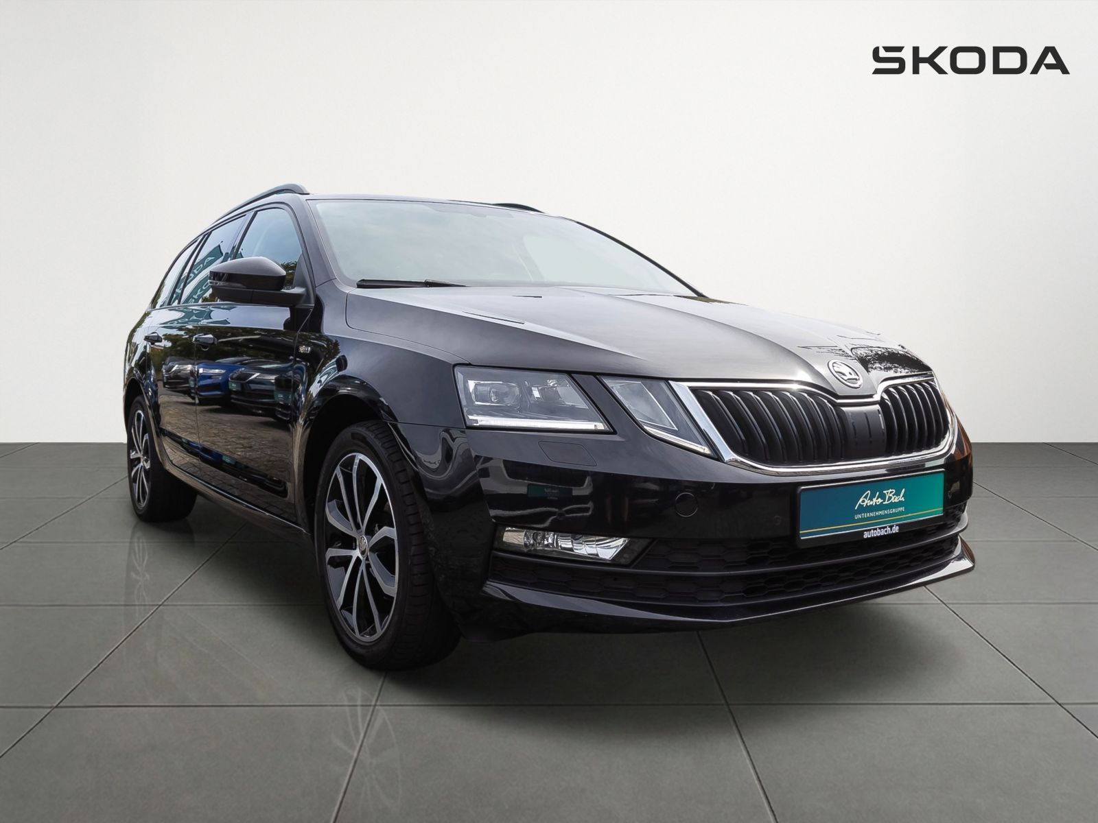 Skoda Octavia Combi ACT 1.5TSI ACC Navi AHK LED EPH imagem 3