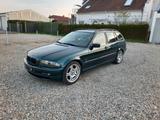 BMW 320i touring - HU 01/27 - BMW 320 aus 2001: Kombi, 320i