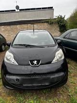 Peugeot 107 4 türer Klima Motorschaden - Peugeot 107 in Krefeld