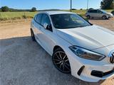 BMW 120d xDrive A - M Paket -Harman Kardon-Allrad - BMW 120: M Paket