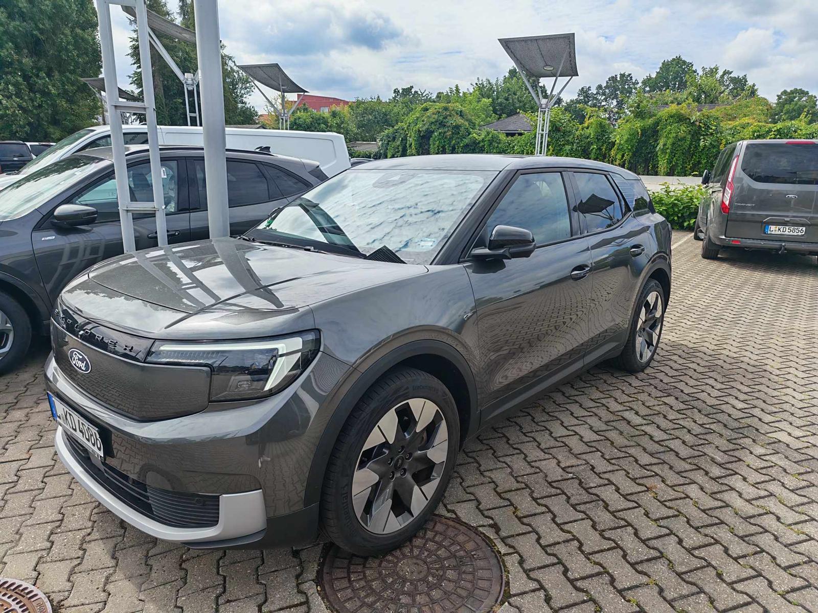 Ford Explorer Premium AWD VOLL 79kW PANO W-PUMPE MASS